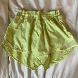 Lululemon Hotty Hot shorts